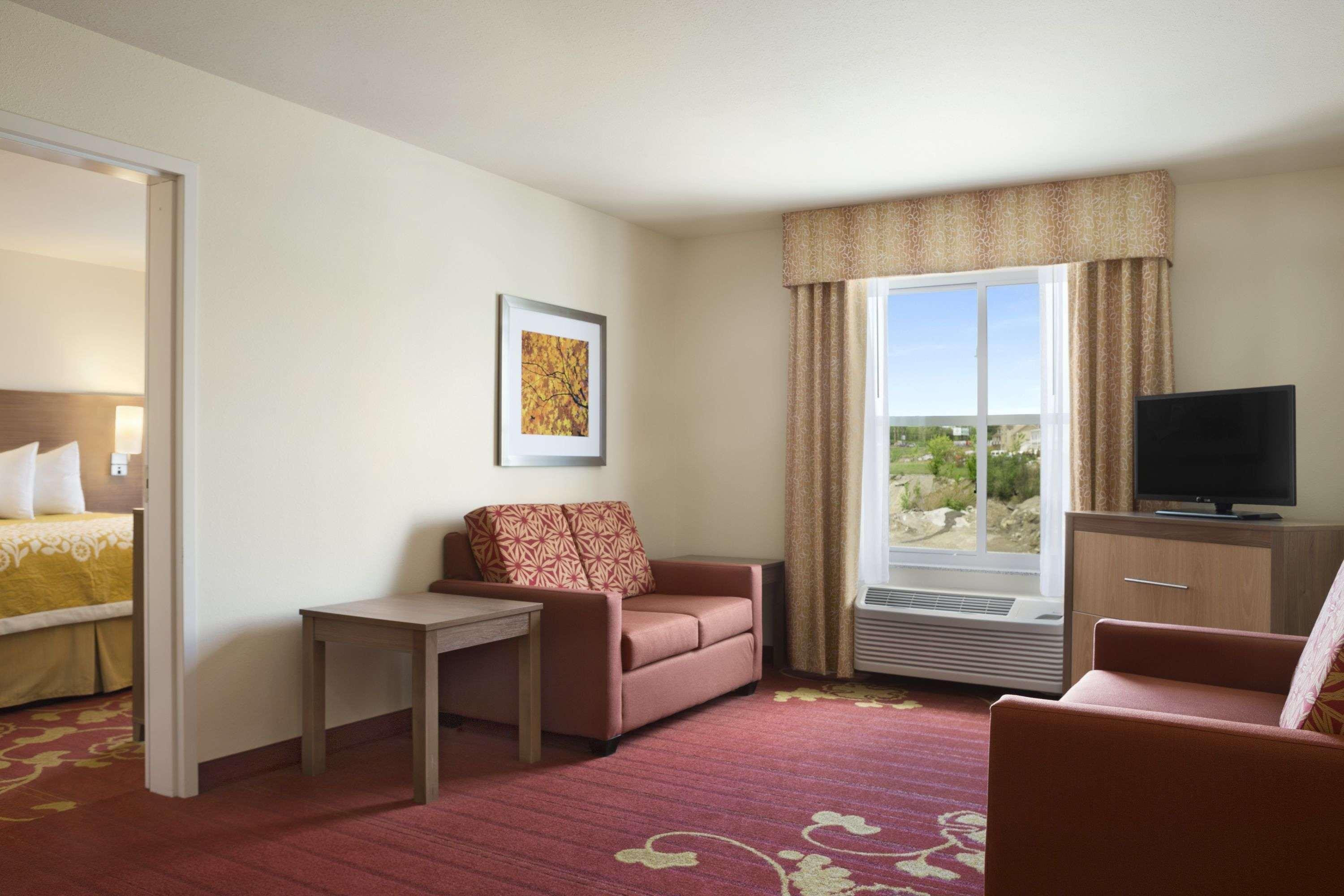 Days Inn & Suites By Wyndham Belmont Luaran gambar