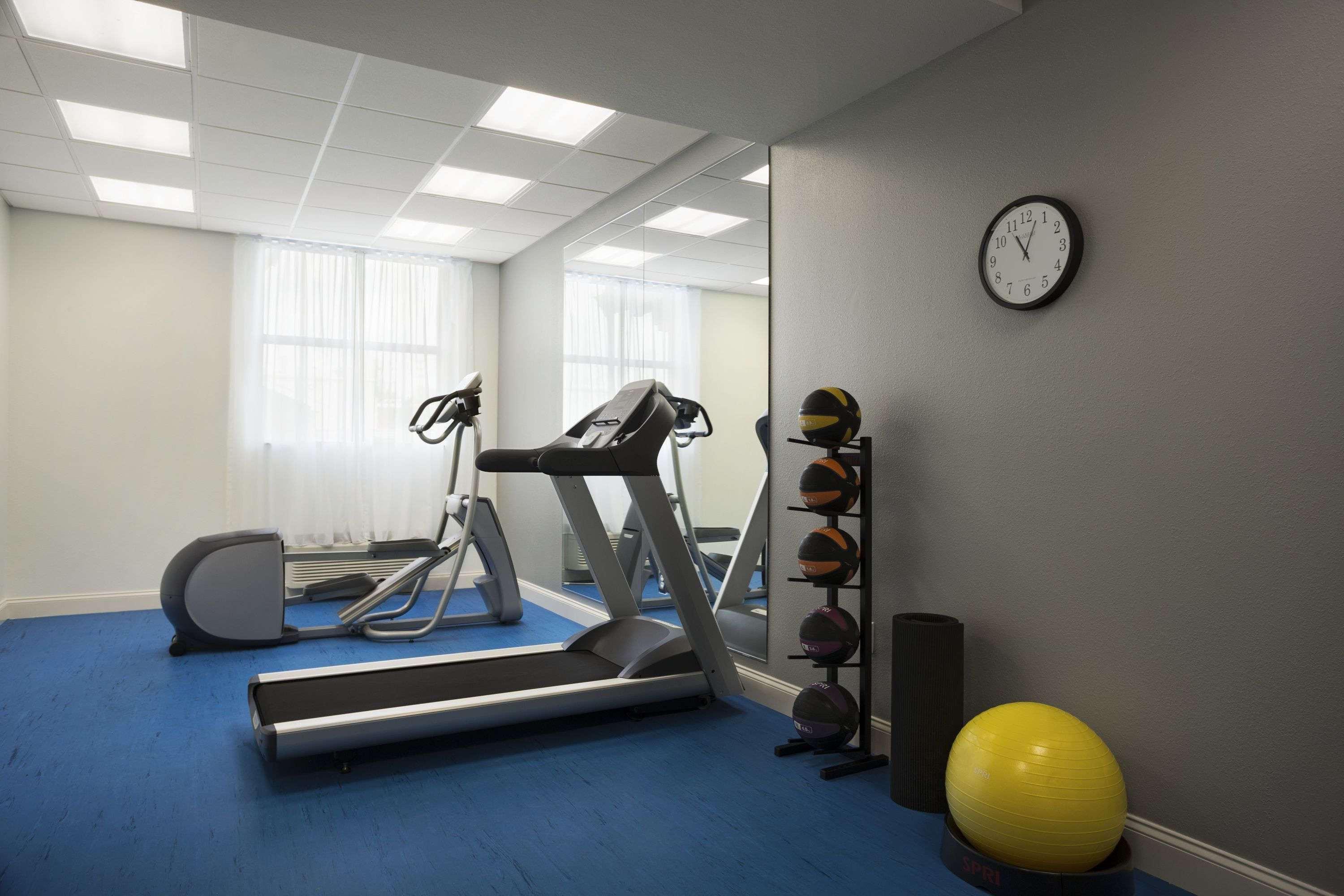 Days Inn & Suites By Wyndham Belmont Luaran gambar