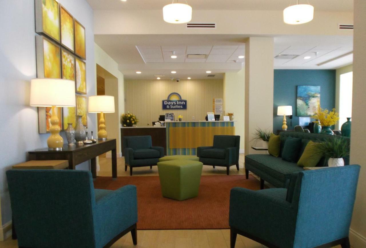 Days Inn & Suites By Wyndham Belmont Luaran gambar