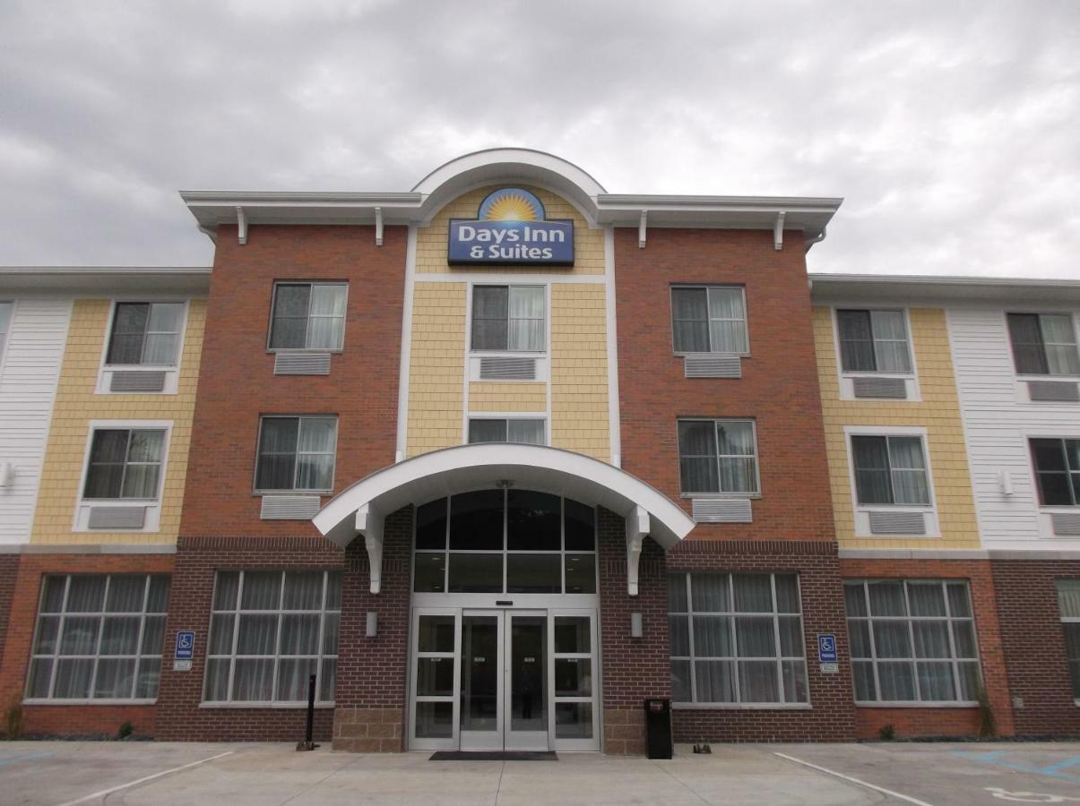 Days Inn & Suites By Wyndham Belmont Luaran gambar